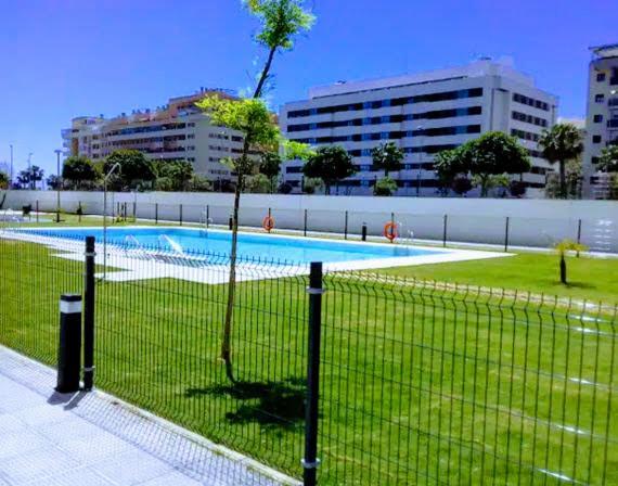 Atico Con Piscina Y Vistas Al Mar Habitat Litoral Leilighet Málaga Eksteriør bilde